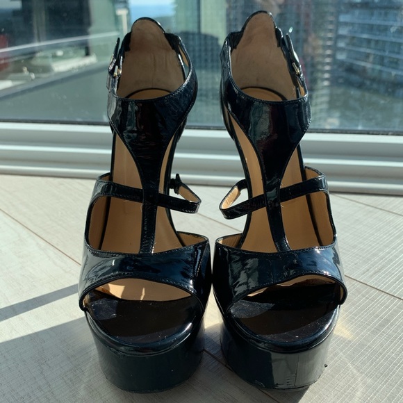 VERSACE Black Patent Leather Ankle Strap Sandals - Picture 3 of 9